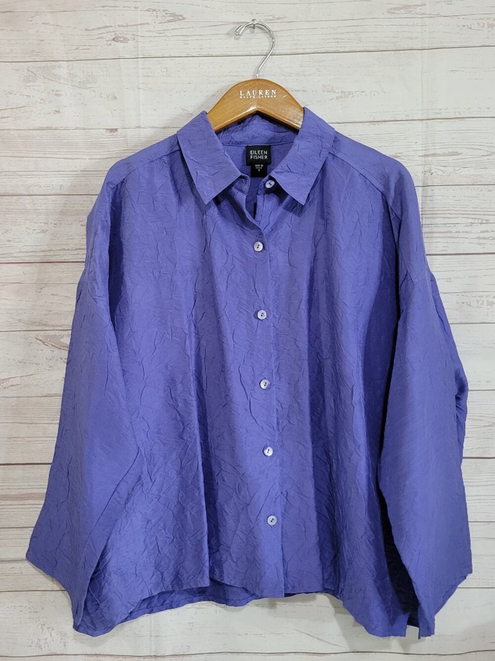 Eileen Fisher 100% Silk Crinkle Button Front Top Womens Small Purple Relaxed